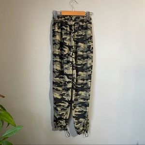 Camouflage pants size small